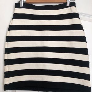 EXPRESS Black & white striped bandage skirt, SZ 6